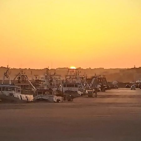 Casa Sunrise - Lovely Sea Front Apartment ชากกา ภายนอก รูปภาพ